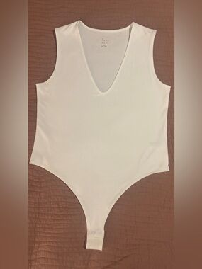 a new day White V-Neck Sleeveless Bodysuit